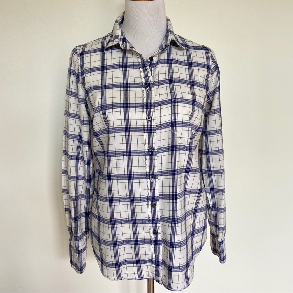 🌿J.Crew button down - Picture 4 of 8